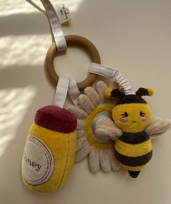 Activity Ring Bee