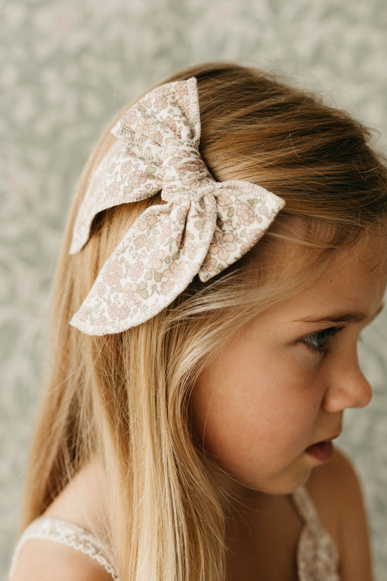 Load image into Gallery viewer, Organic Cotton Bow - Chloe Floral Tofu
