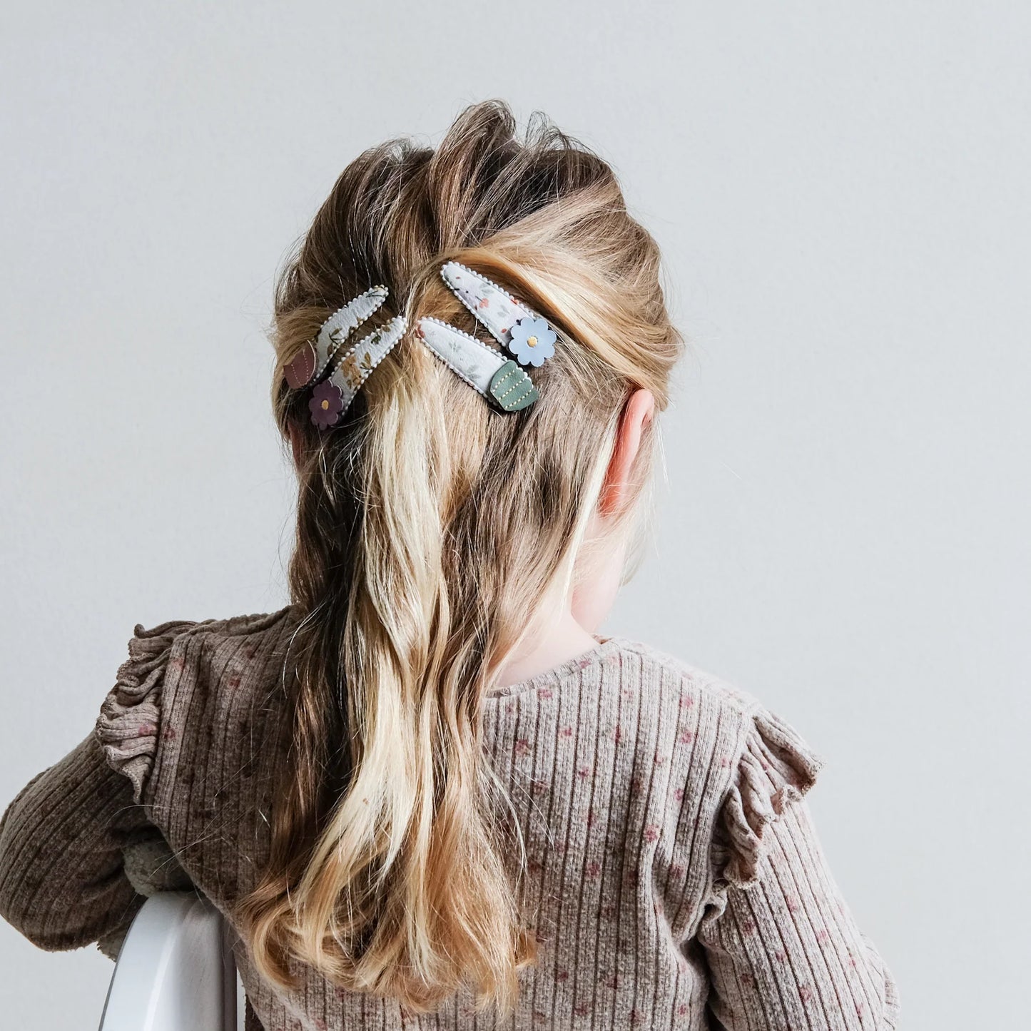 Meadow mabel clips